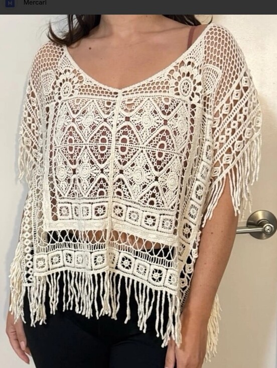 Blu Pepper Tops - Blu Pepper Cream Crochet Fringe Top Size Small
